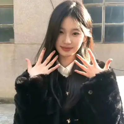 邹梨芙
